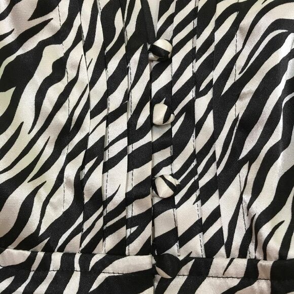 Rafaella size 14 silky black & white v-neck long sleeve blouse plus size top - Picture 3 of 6